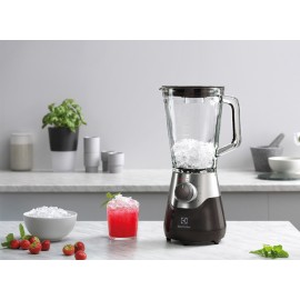 Блендер Electrolux ESB5700BK